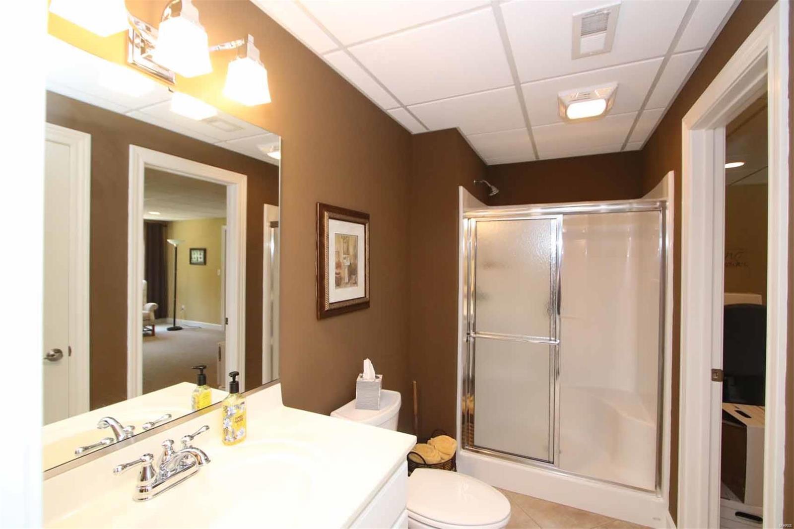 2917 Highlands Road Godfrey, IL 62035 - Photo 34 of 34 Gallery Image 34