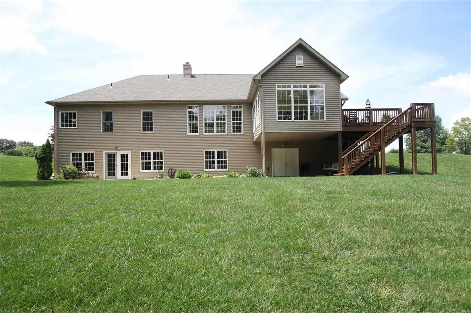 2917 Highlands Road Godfrey, IL 62035 - Photo 6 of 34 Gallery Image 6