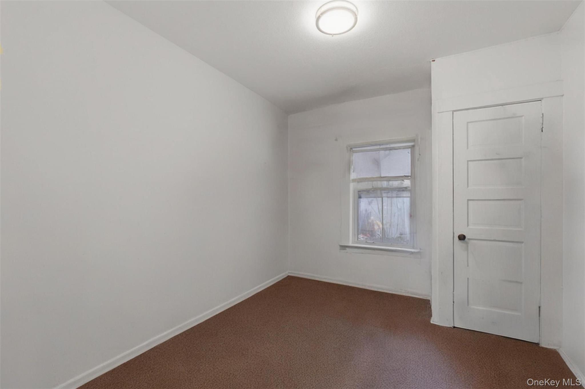 3 Hamilton Avenue Ossining, NY 10562 - Photo 33 of 48 an empty room with windows and closet