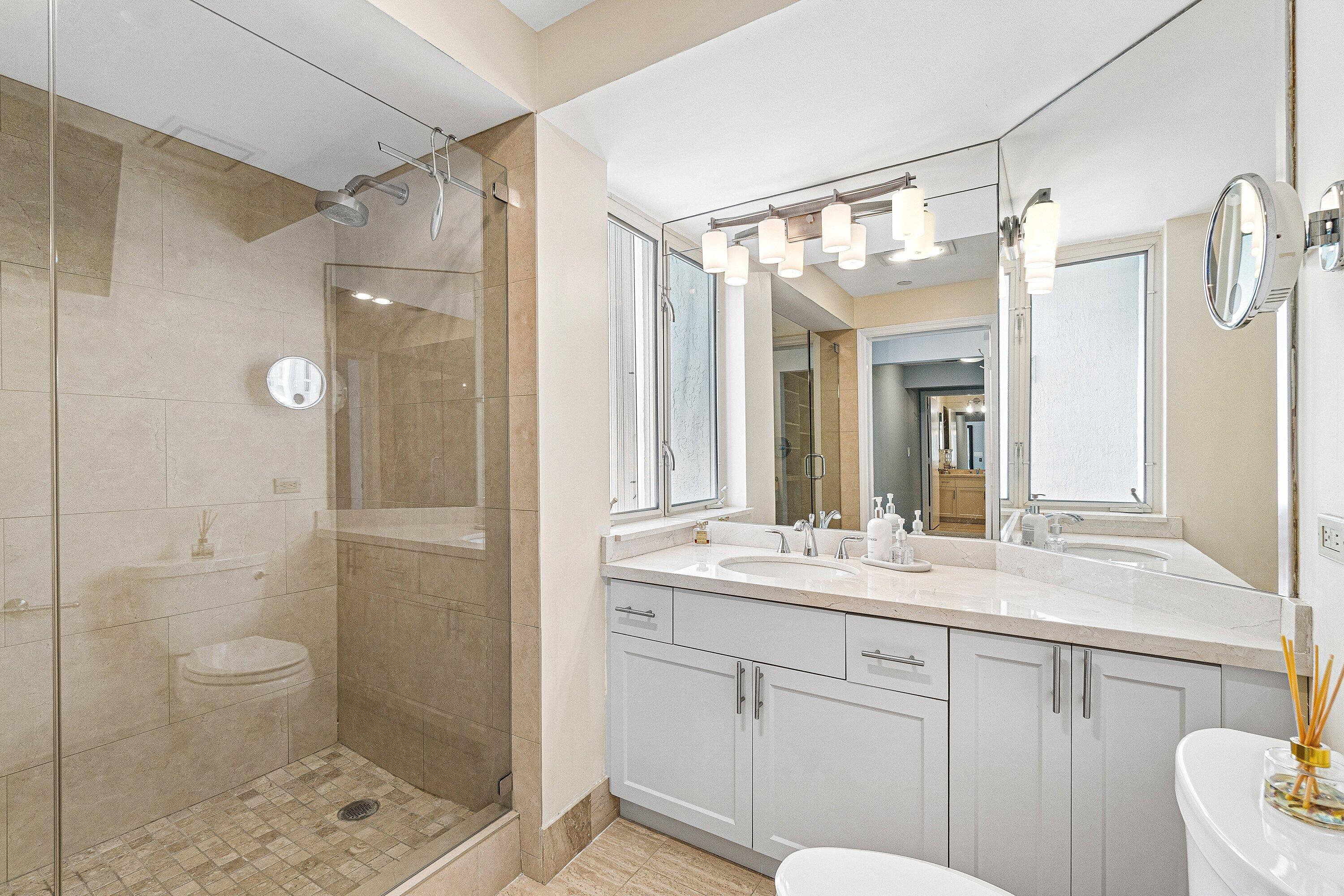 300 Southeast 5th Avenue, Unit PH 8120 Boca Raton, FL 33432 - Photo 17 of 54 056-300Southeast5thAvenue-8120-BocaRaton