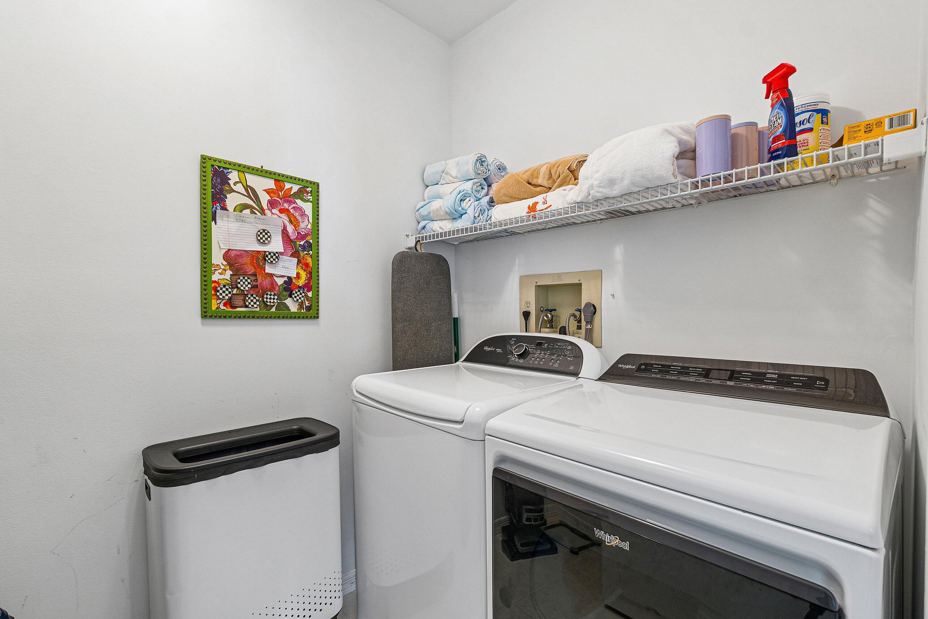 300 Southeast 5th Avenue, Unit PH 8120 Boca Raton, FL 33432 - Photo 30 of 54 a utility room with dryer and washer