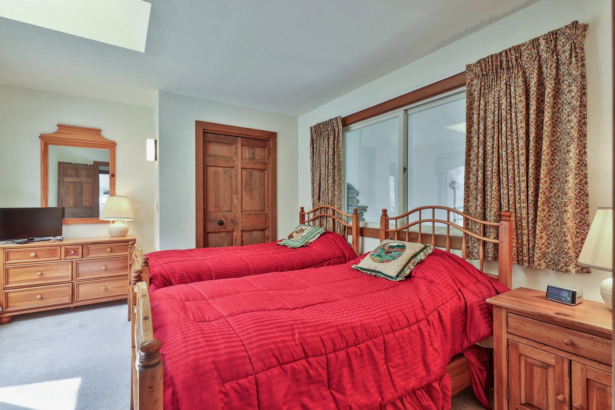 879 East Ash Road, Unit L8 Plymouth, VT 05056 - Photo 24 of 43