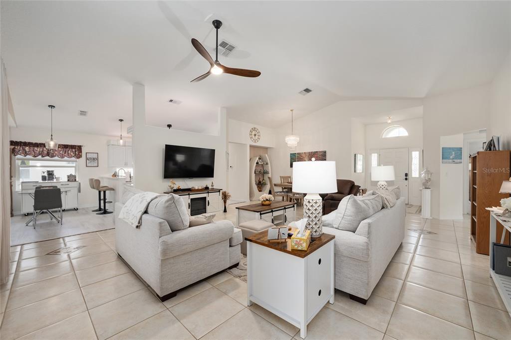 6795 Southwest 114th Street Road Ocala, FL 34476 - Photo 6 of 61 Gallery Image 6