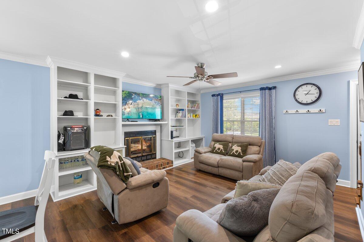 906 Chalk Level Road Durham, NC 27704 - Photo 5 of 21 906 Chalk Level Rd 8