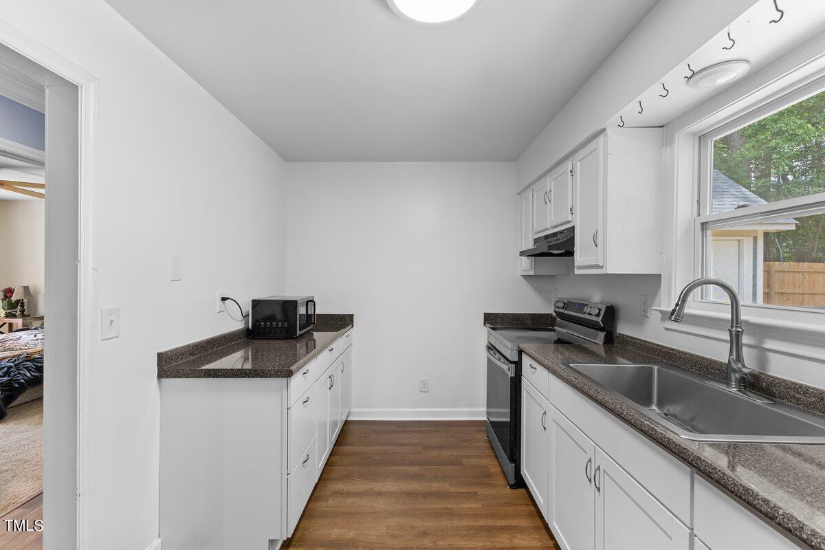 906 Chalk Level Road Durham, NC 27704 - Photo 9 of 21 906 Chalk Level Rd 15