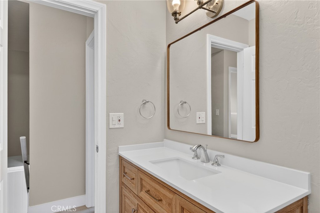 1106 Grass Valley Road Lake Arrowhead, CA 92352 - Photo 19 of 46