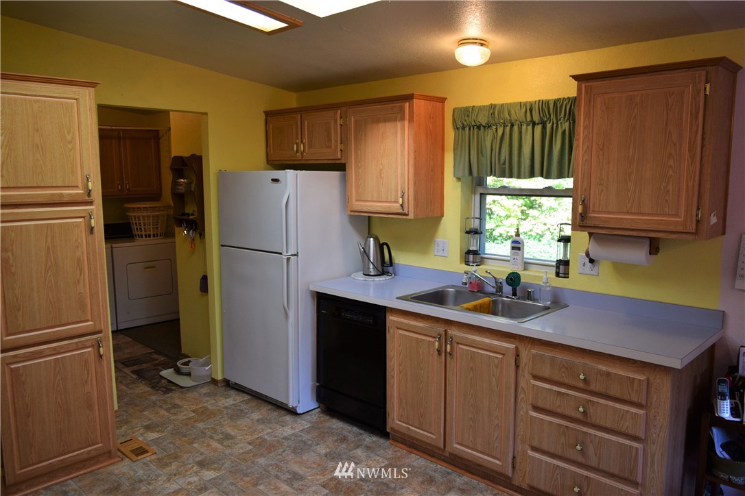 2450 Harksell Road Ferndale, WA 98248 - Photo 7 of 25