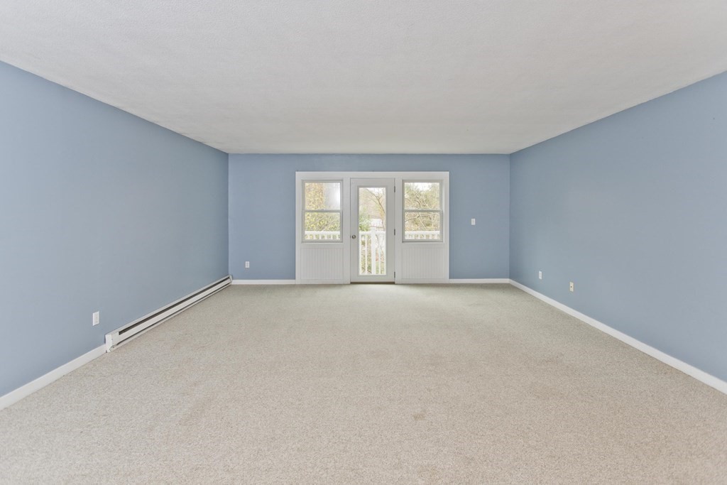 48 Evergreen Road, Unit 315 Northampton, MA 01053 - Photo 5 of 18