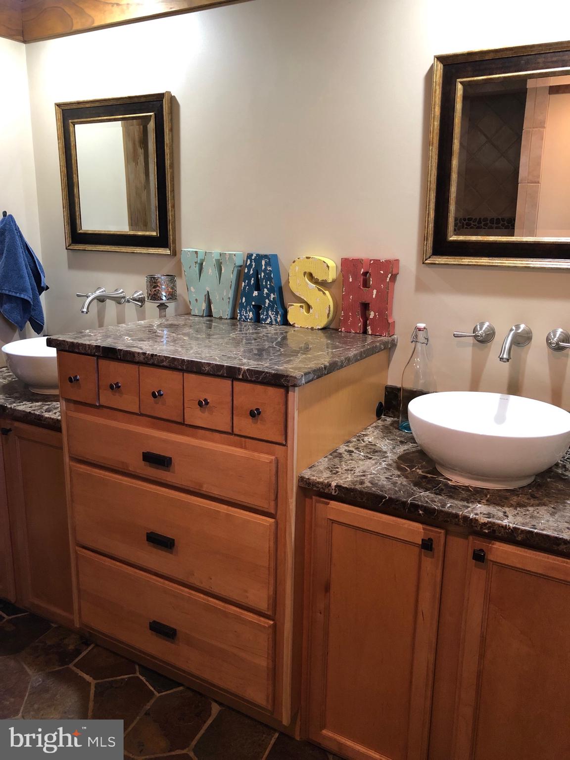 2866 Kump Station Road Taneytown, MD 21787 - Photo 9 of 47 upper level Full bathroom with 2 sinks