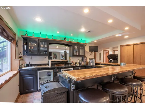 $839,000 | 2610 Park Forest Drive, Eugene, OR 97405