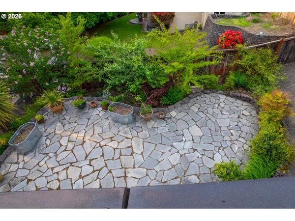 $839,000 | 2610 Park Forest Drive, Eugene, OR 97405