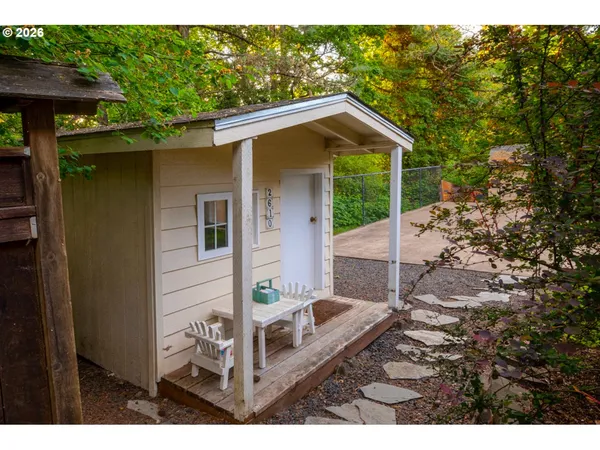 $839,000 | 2610 Park Forest Drive, Eugene, OR 97405