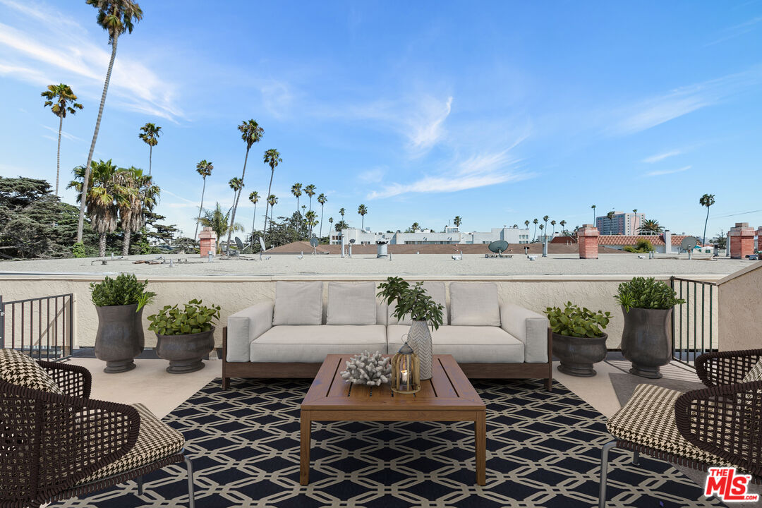 918 9th Street, Unit B Santa Monica, CA 90403 - Photo 16 of 20