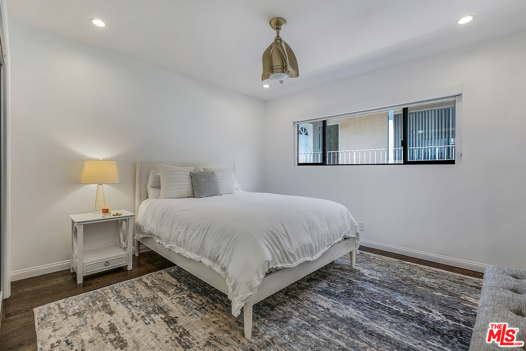 918 9th Street, Unit B Santa Monica, CA 90403 - Photo 18 of 20
