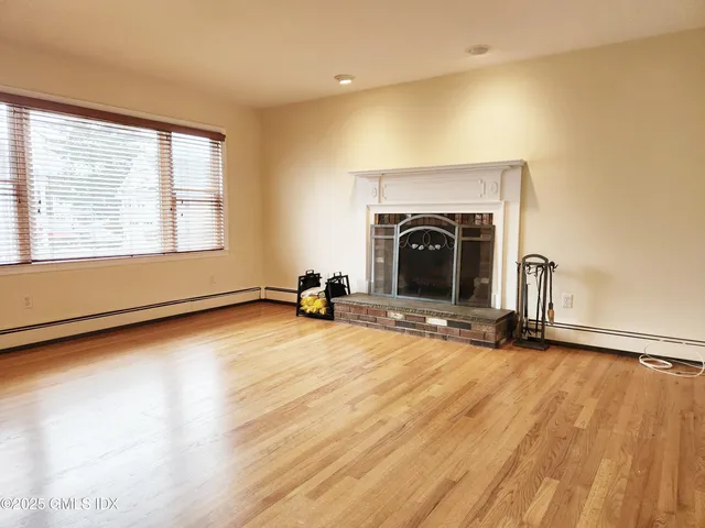 $3,800 | 12 Palmer Street, Cos Cob, CT 06807