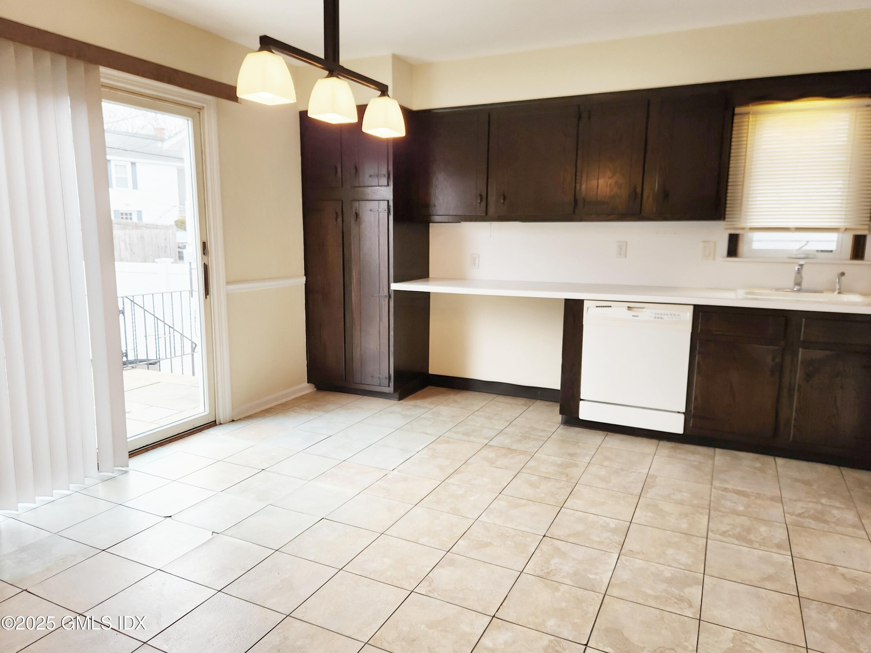 12 Palmer Street Cos Cob, CT 06807 - Photo 7 of 21 20251213_103318