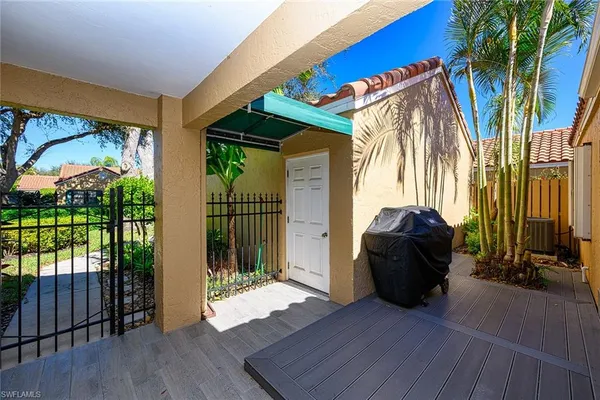 $8,500 | 772 Reef Point Circle, Unit 55, Naples, FL 34108