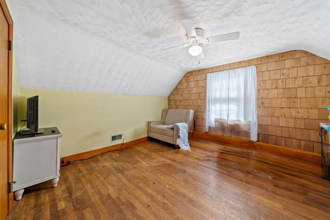 15 Fillmore Street Pawtucket, RI 02860 - Photo 13 of 34 Gallery Image 13