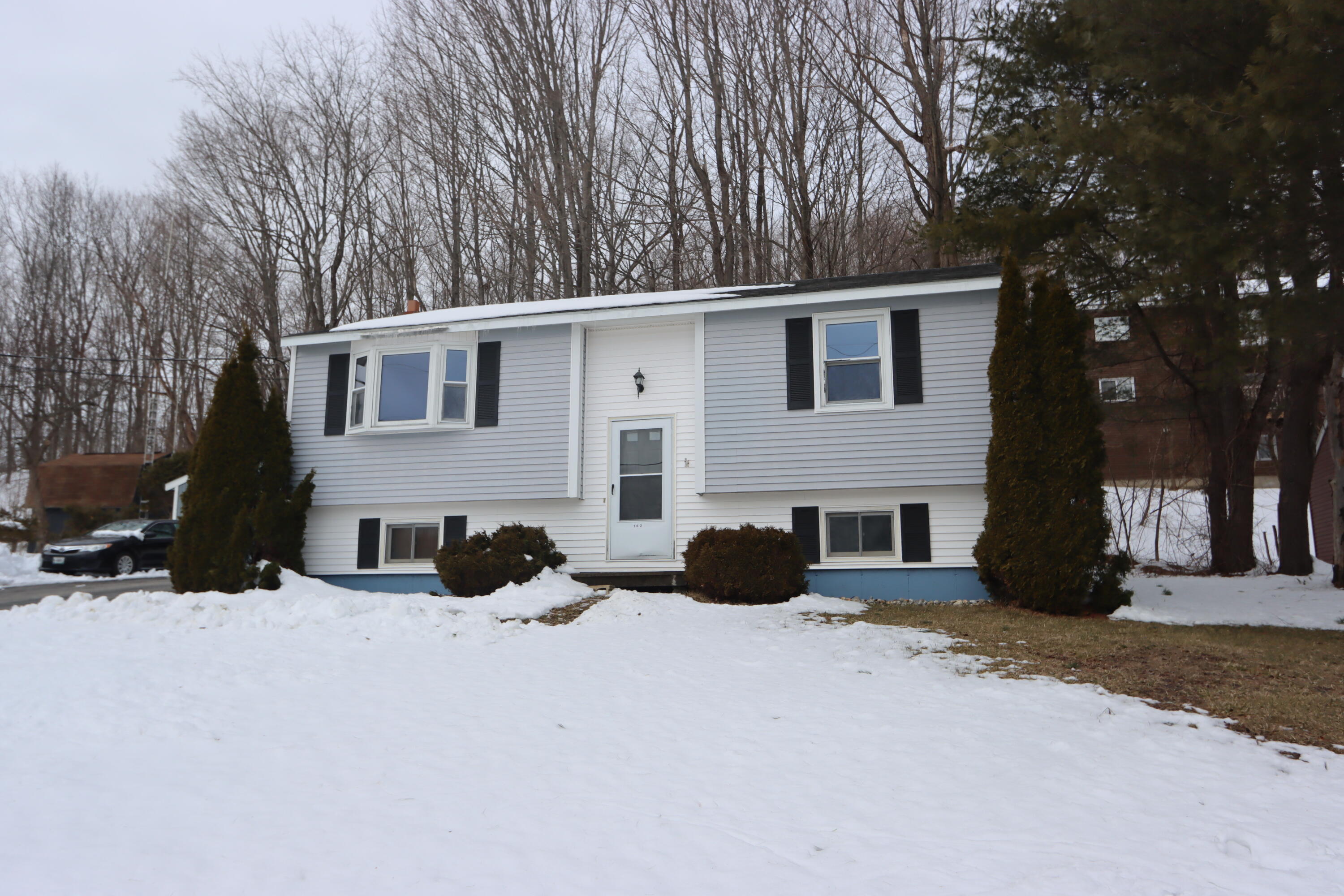 162 Rideout Avenue Lewiston, ME 04240 - Photo 21 of 37 IMG_6343