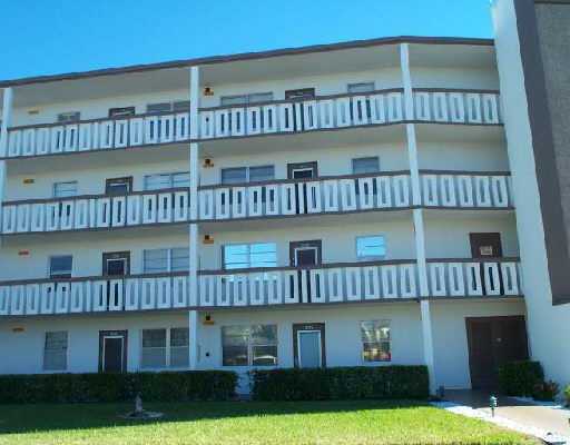 3015 Cornwall East, Unit 3015A Boca Raton, FL 33434 - Photo 1 of 1 Primary Photo