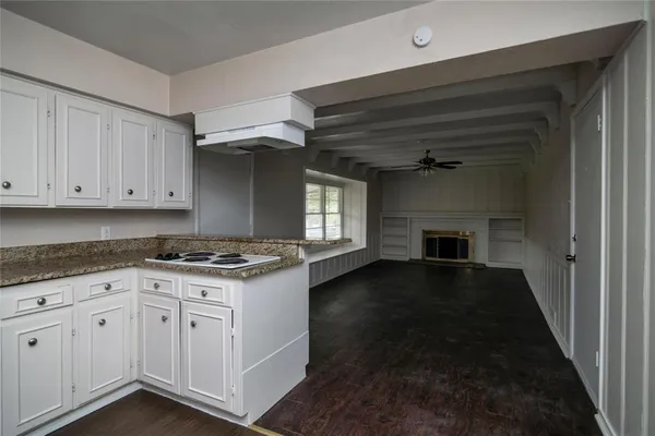 $2,150 | 1604 Weiler Boulevard, Fort Worth, TX 76112