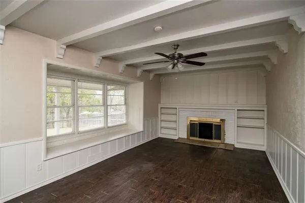 $2,150 | 1604 Weiler Boulevard, Fort Worth, TX 76112