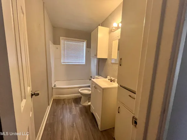 $72,000 | 2920 Oak Forest Drive, Jackson, MS 39212