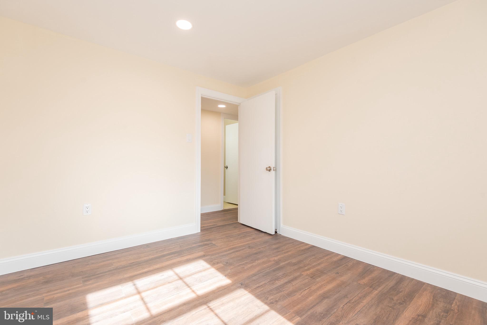 13469 Keytone Road Woodbridge, VA 22193 - Photo 28 of 36 Gallery Image 28