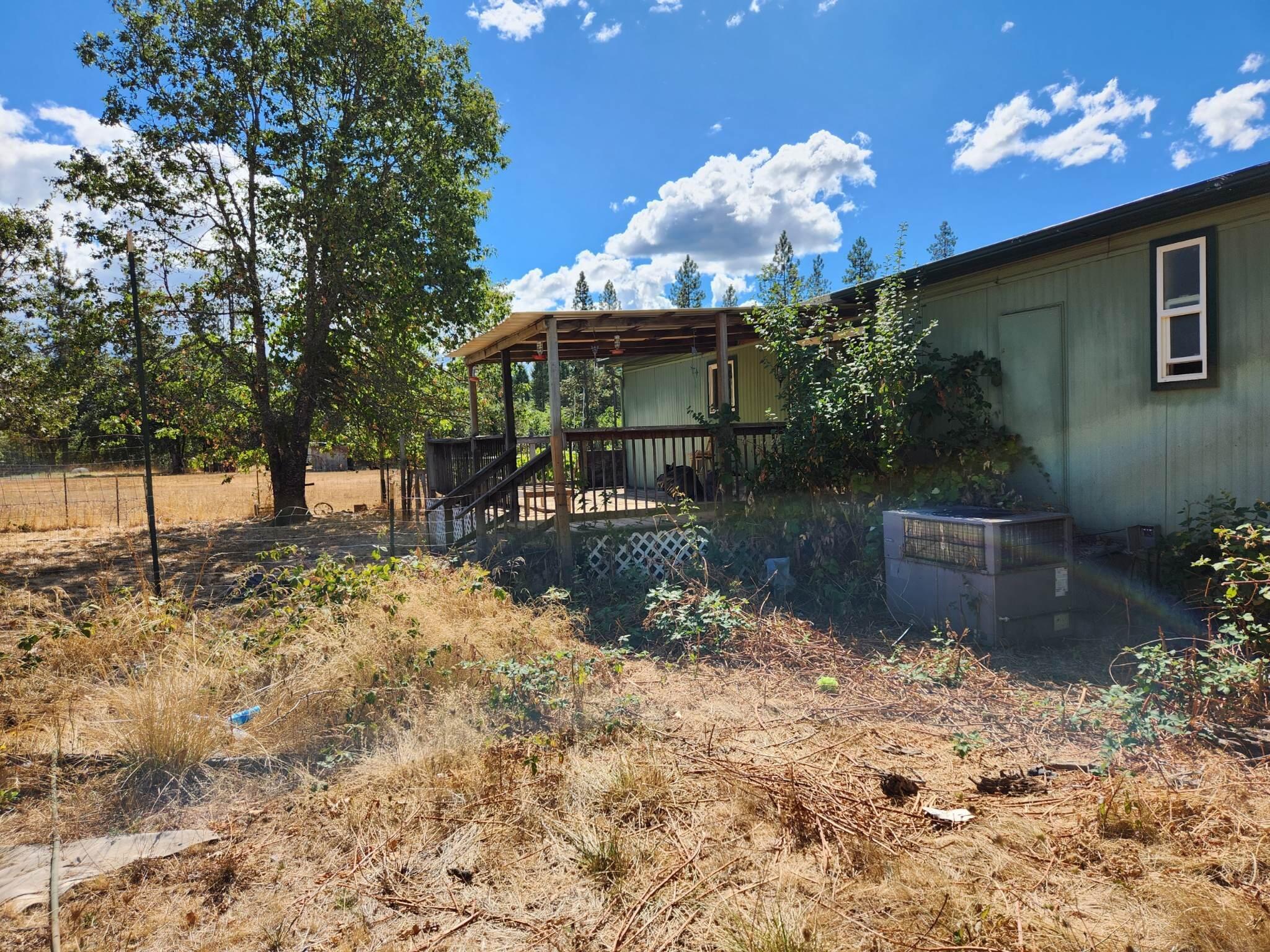 1744 Laurel Road Cave Junction, OR 97523 - Photo 2 of 10 1744 4