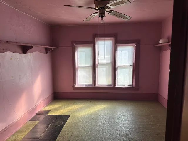 $184,500 | 513 North Water Street, Hart, MI 49420