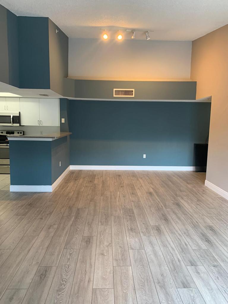 5051 Wiles Road, Unit 305 Pompano Beach, FL 33073 - Photo 4 of 15 2427023F-6E59-4198-A6CE-41DAFAFE5B83