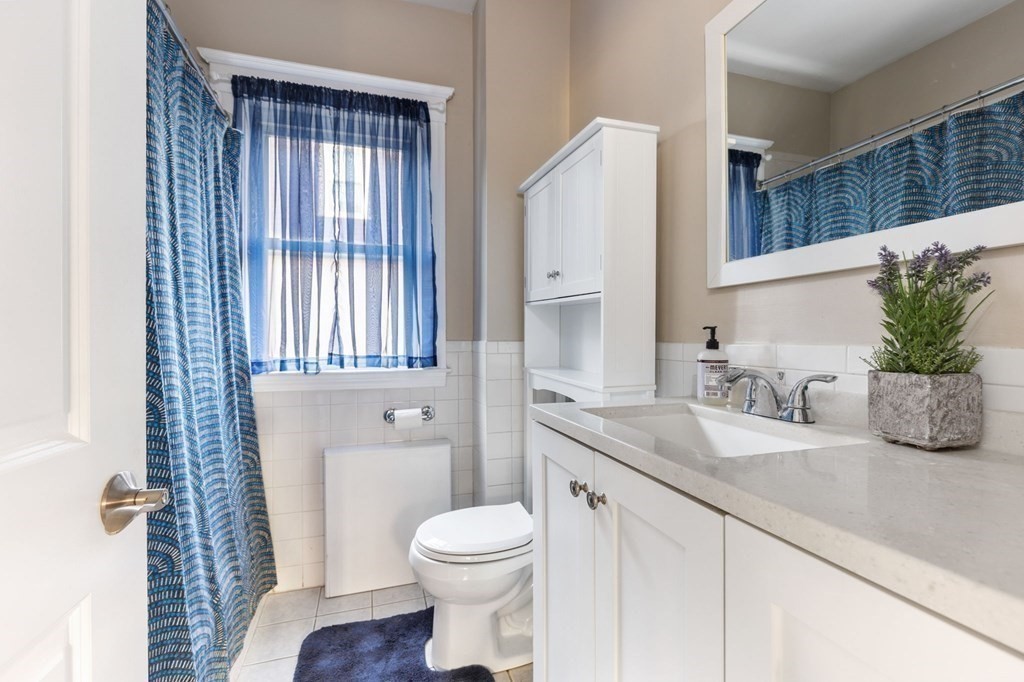 136 Manthorne Road, Unit 1 Boston, MA 02132 - Photo 13 of 18 Gallery Image 13