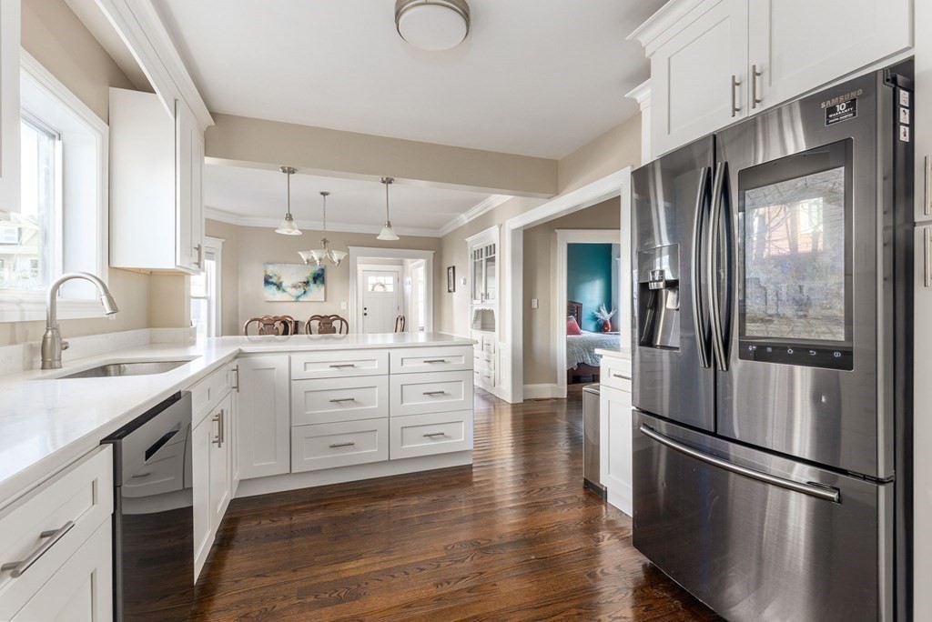 136 Manthorne Road, Unit 1 Boston, MA 02132 - Photo 2 of 18 Gallery Image 2
