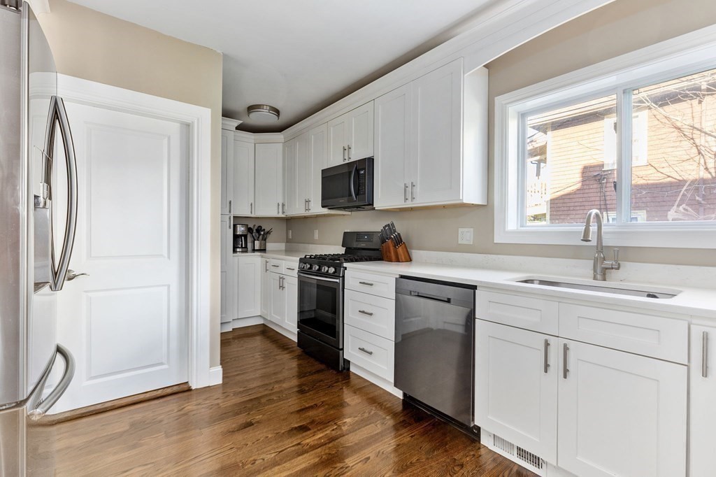 136 Manthorne Road, Unit 1 Boston, MA 02132 - Photo 3 of 18 Gallery Image 3