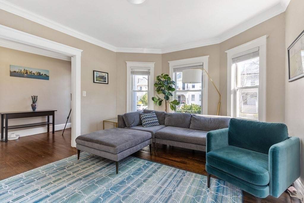 136 Manthorne Road, Unit 1 Boston, MA 02132 - Photo 9 of 18 Gallery Image 9
