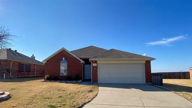 $2,100 | 2803 Saddlebred Trail, Celina, TX 75009