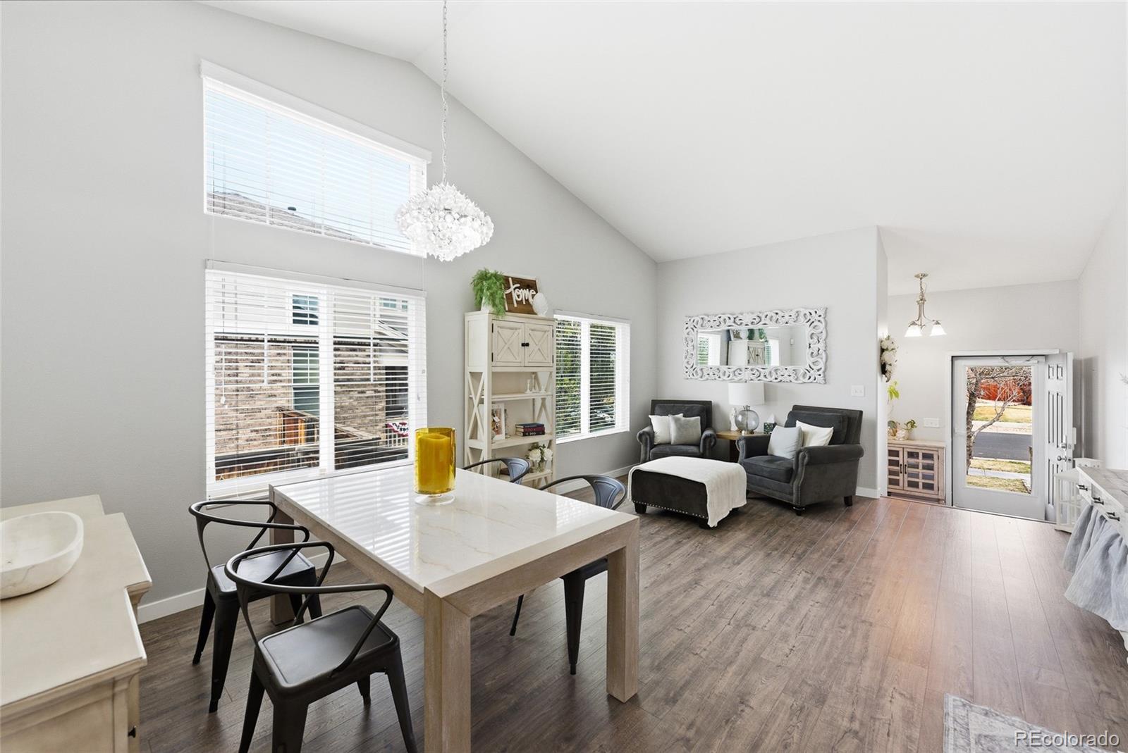 2579 South Jebel Way Aurora, CO 80013 - Photo 7 of 33