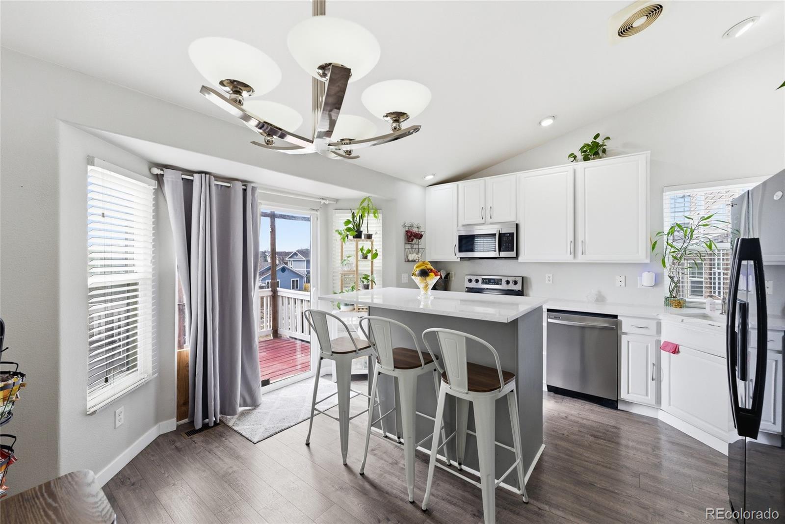 2579 South Jebel Way Aurora, CO 80013 - Photo 8 of 33