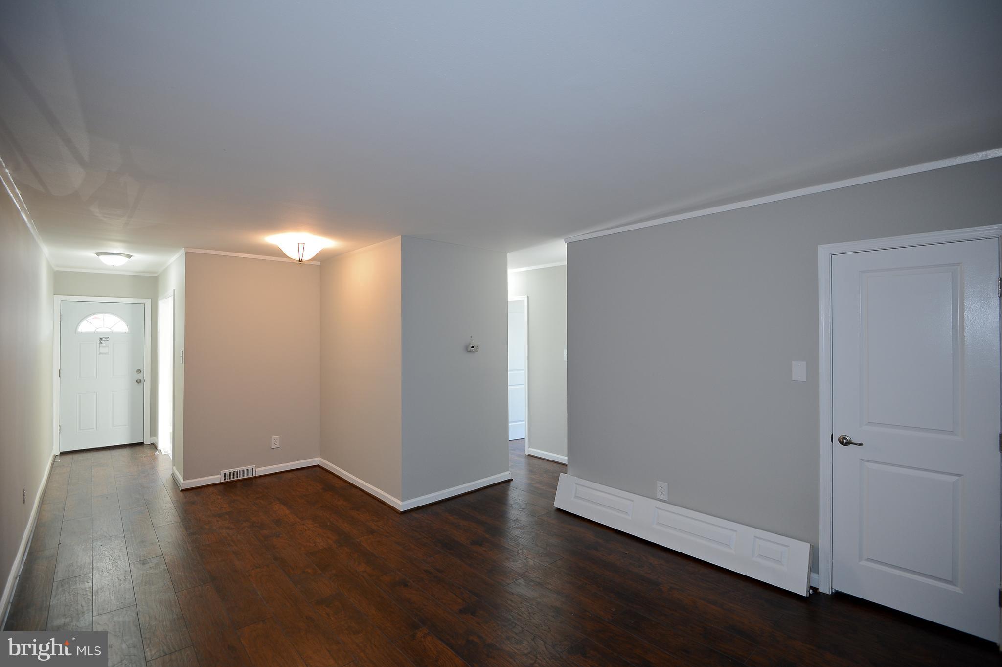 7740 Normandy Road Landover, MD 20785 - Photo 7 of 23 Living Room
