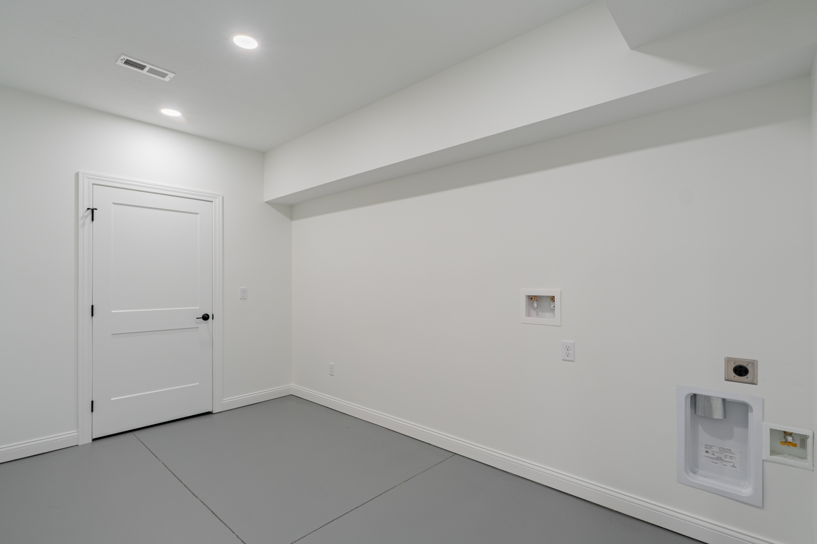 214 Allison Road Lexington, IL 61753 - Photo 36 of 43