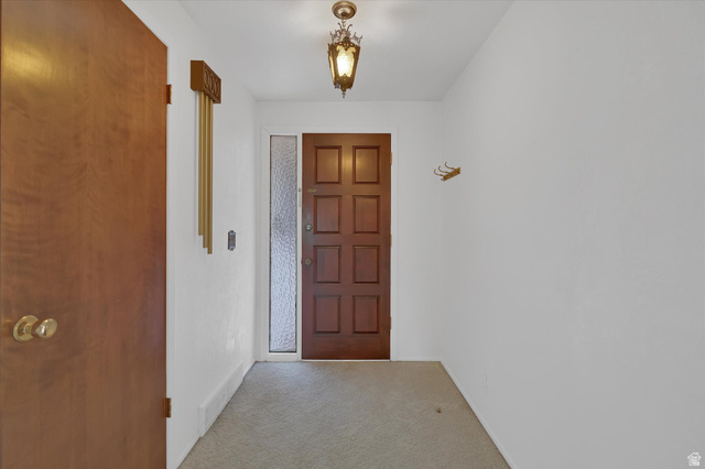 325 North 150 West Logan, UT 84321 - Photo 3 of 37