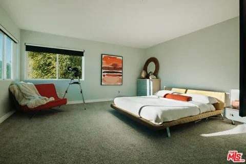 $1,695,000 | 28333 Foothill Drive, Agoura Hills, CA 91301