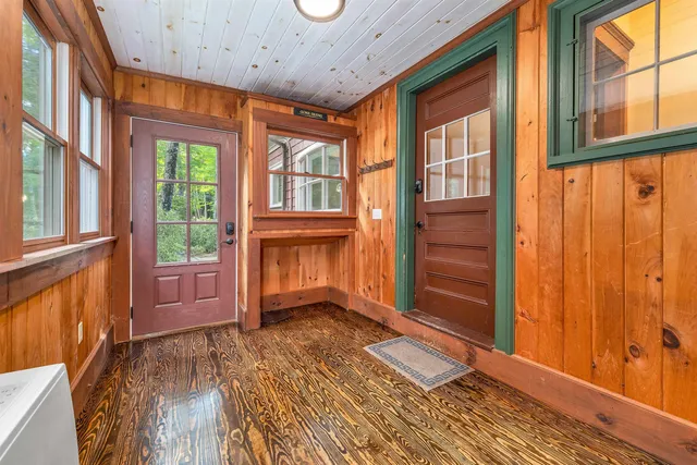 $3,200 | 44 Neighbors Row, Conway, NH 03860