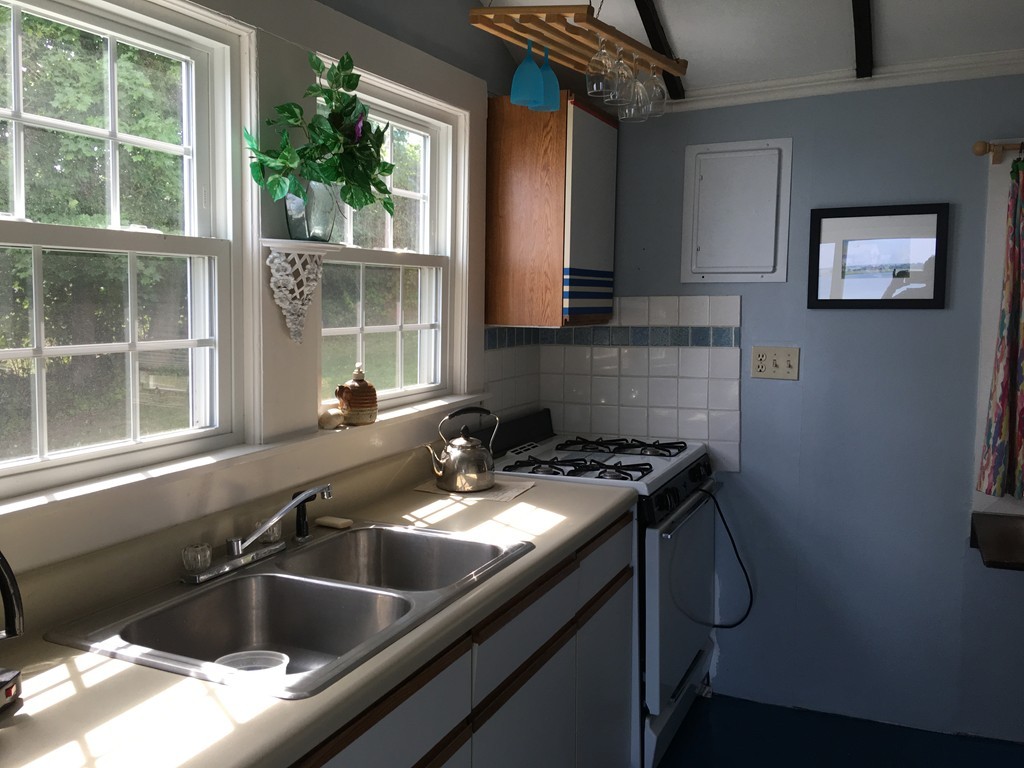 52 North Ridge Road Ipswich, MA 01938 - Photo 4 of 6 Gallery Image 4