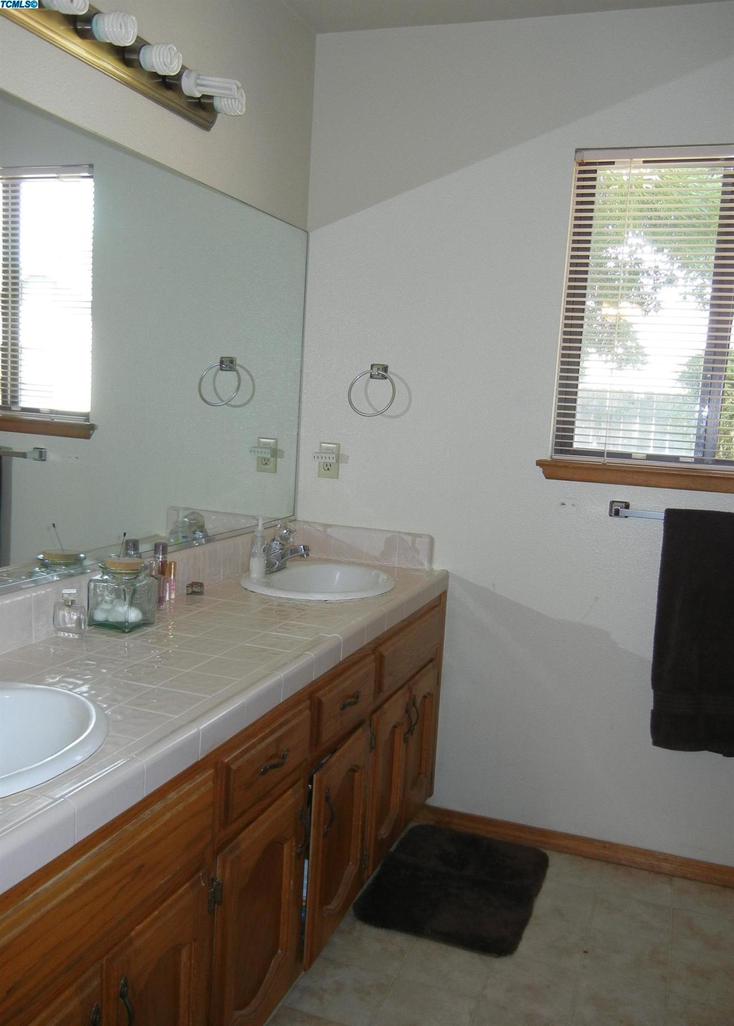 428 Benjamin Court Exeter, CA 93221 - Photo 18 of 26 Additional Photo