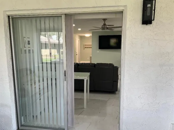 $2,000 | 1220 13th Circle Southeast, Largo, FL 33771