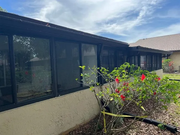 $2,000 | 1220 13th Circle Southeast, Largo, FL 33771