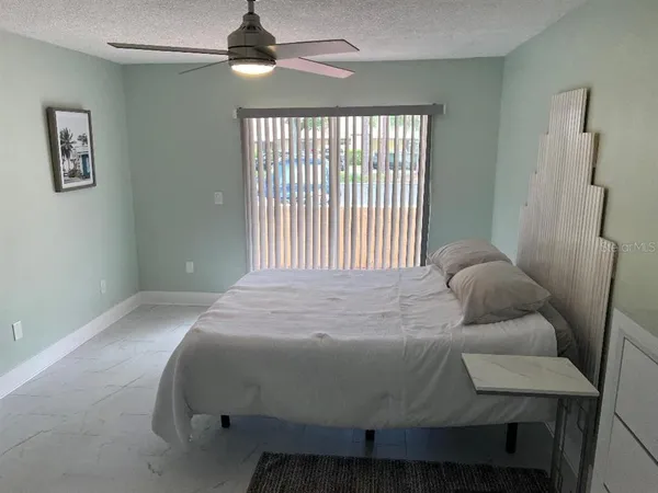 $2,000 | 1220 13th Circle Southeast, Largo, FL 33771