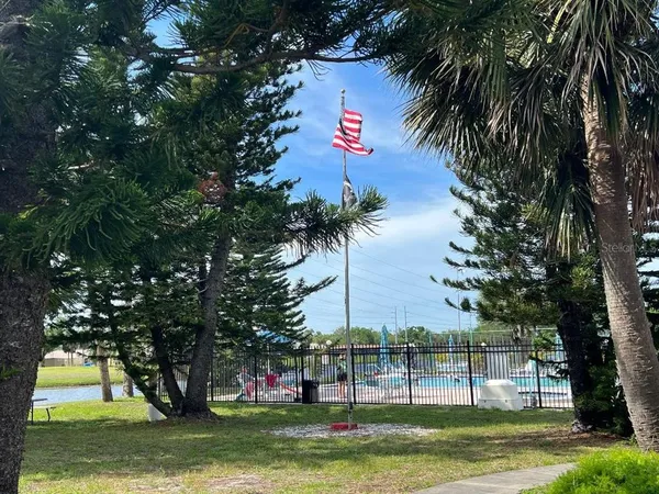 $2,000 | 1220 13th Circle Southeast, Largo, FL 33771