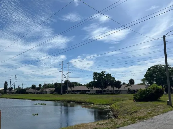 $2,000 | 1220 13th Circle Southeast, Largo, FL 33771